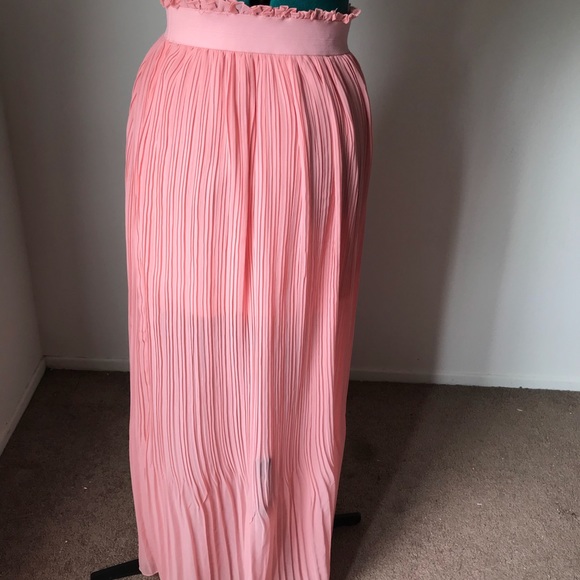 SOLDStunning long flowey coral thick pleated skirt - Picture 5 of 6